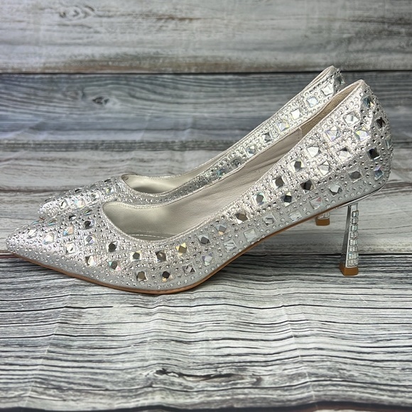 OMINE Women’s Pointed Toe Heels – Silver Rhinestone Embellished – Size 11 - Picture 3 of 11